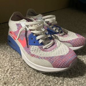 Nike Women's Pink and Blue Knit Sneakers